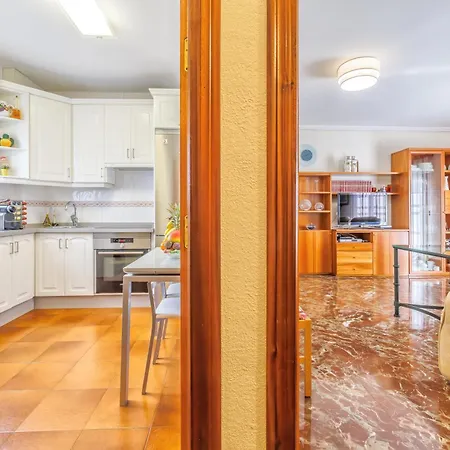 La Serena & Center & Parking *