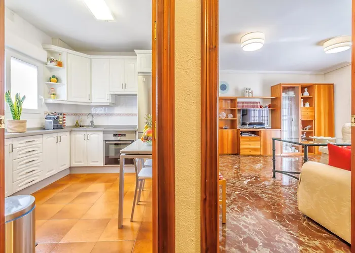 La Serena & Center & Parking *